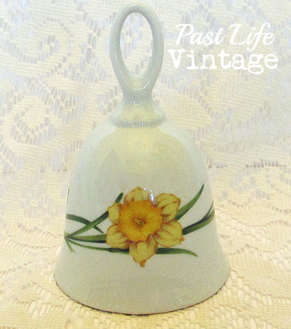 Daffodil Bone China Bell Toscany Collection Vintage 1970 Free US Shipping