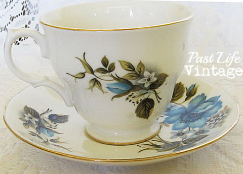 Queen Anne Tea Cup Saucer Bone China Blue Floral #8522 Vintage 1950's England Free Shipping