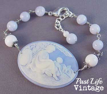 Vintage Mother and Child MidCentury Cameo Bracelet Beautiful Blue